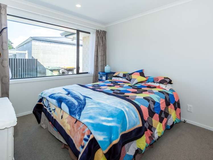 13 Thomson Street West End_13