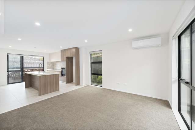 18/106 Triangle Road Massey_2