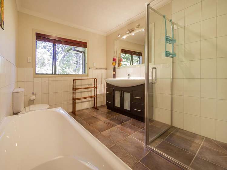 13 Haddon Crescent Whitianga_11