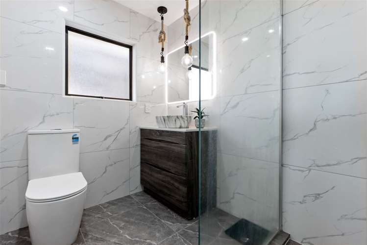 4 Cottrell Place Clendon Park_8