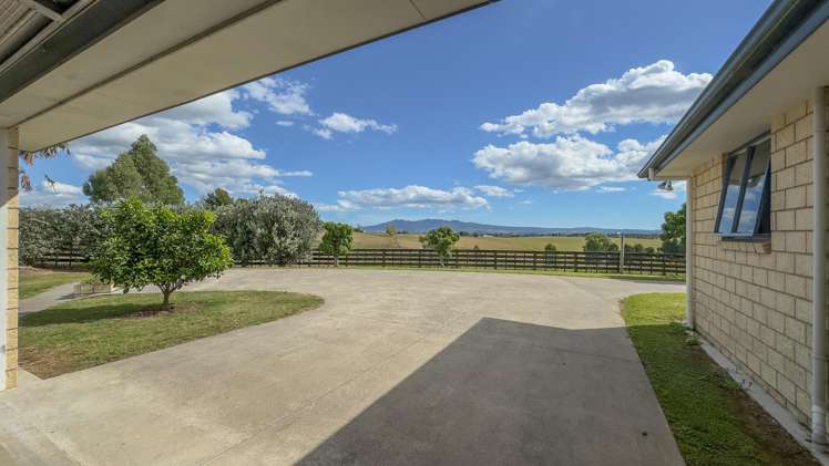 800 Tuhikaramea Road_3