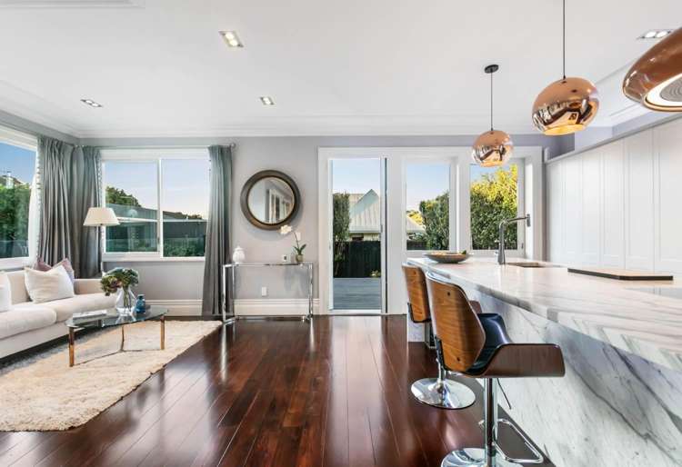 16 Cornwall Park Avenue Epsom_10