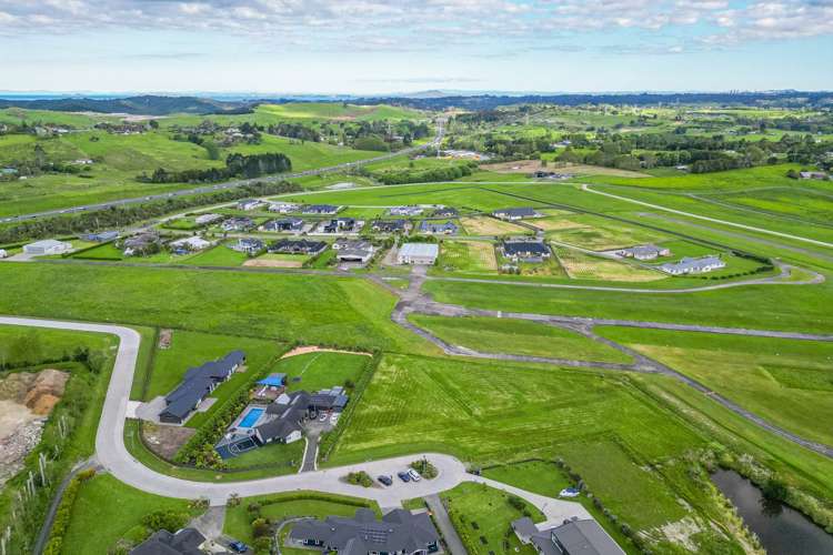 9 Runway Rise Dairy Flat_8