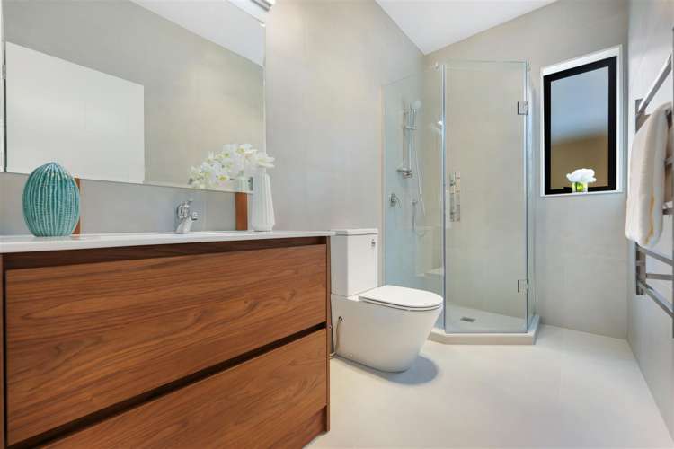 69 Ta Moko Drive Gulf Harbour_31