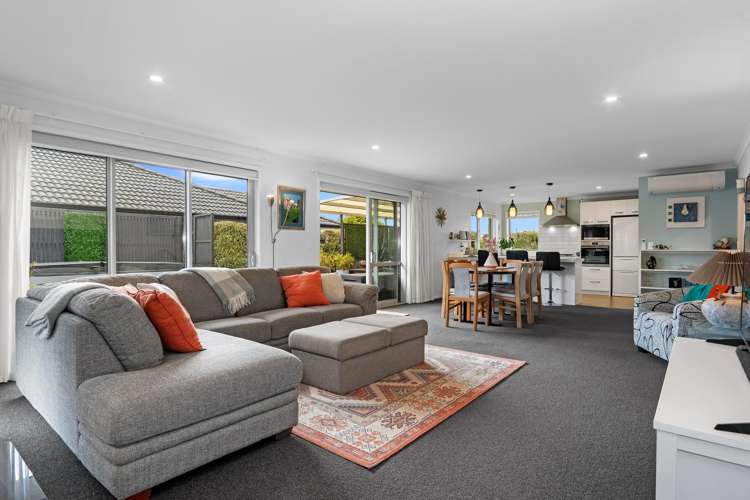 14 Wairau Drive Tikipunga_2