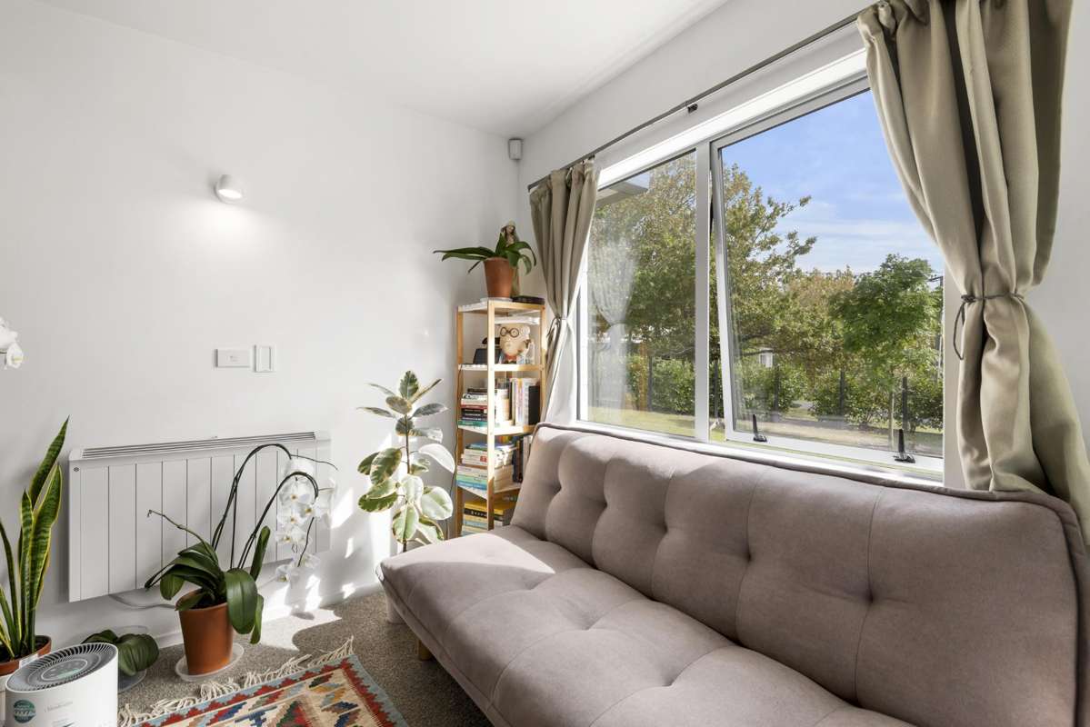 3/27 Hepburn Street_3