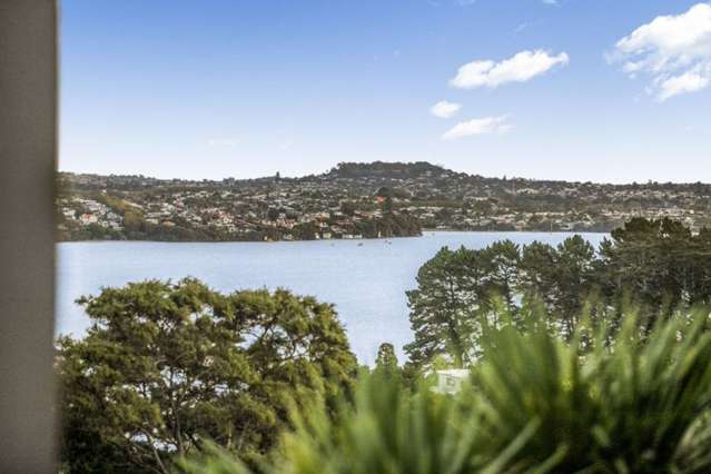 Prime Birkenhead Location with Sea Views