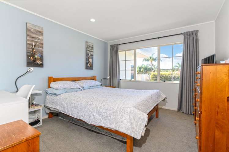 6 Godwin Court Unsworth Heights_14