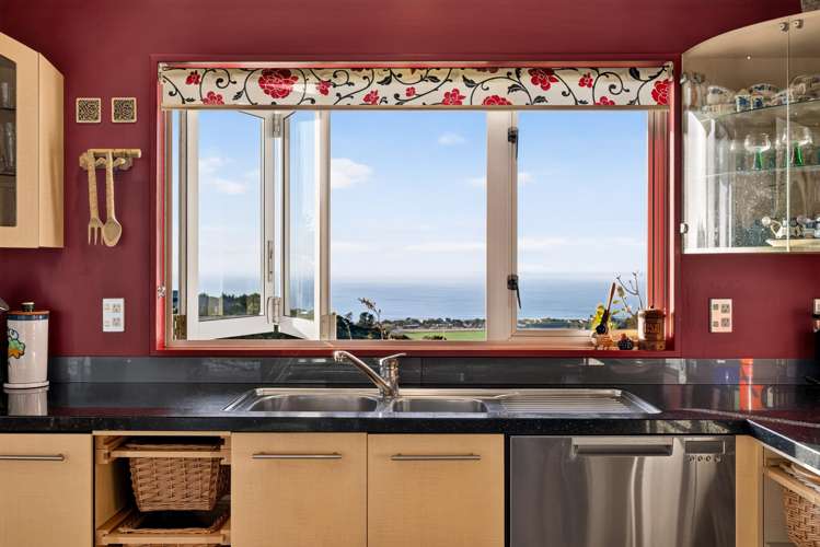 170 Kaimata Road Bay View_21