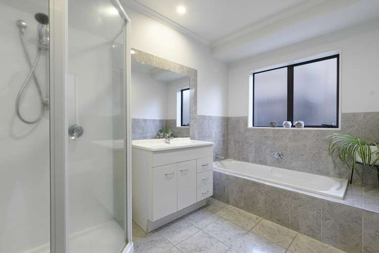 35 Galloway Crescent Pyes Pa_14