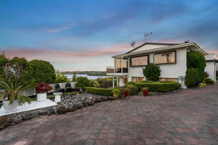 7 Pounamu Place Cockle Bay_24