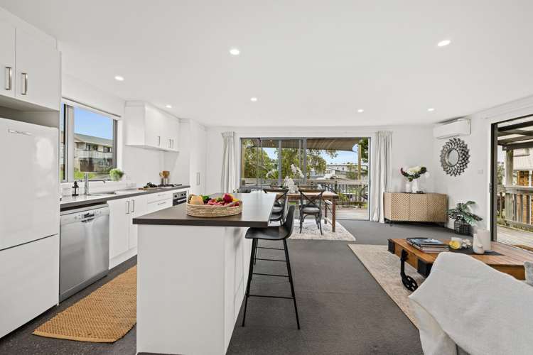 22 Kauri Crescent Snells Beach_10