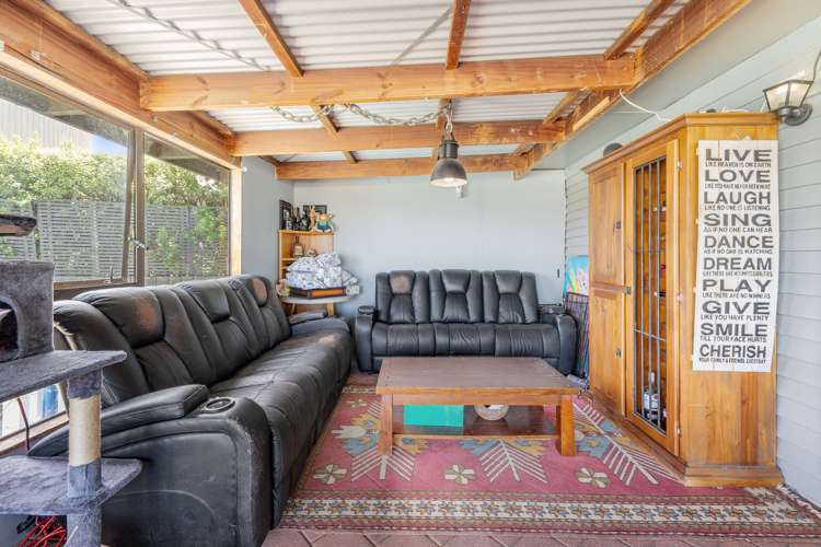 8 Pikitea Road Mangere Bridge_13