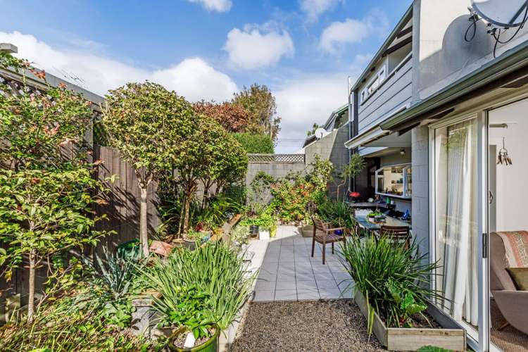 3/44 Stanley Point Road Stanley Point_2