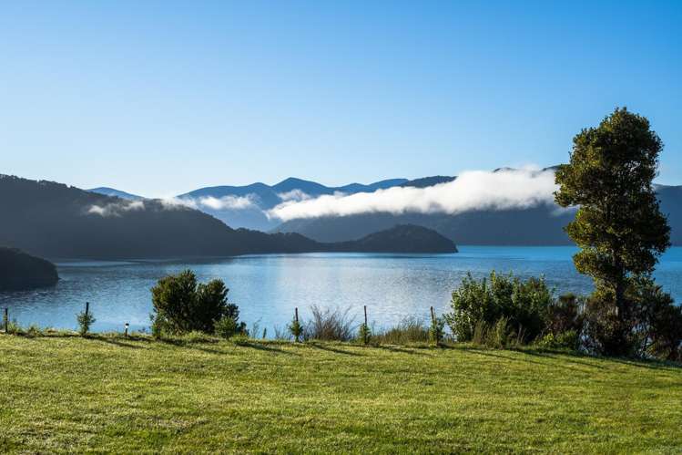 448 Tamuakawawe Bay Marlborough Sounds_36