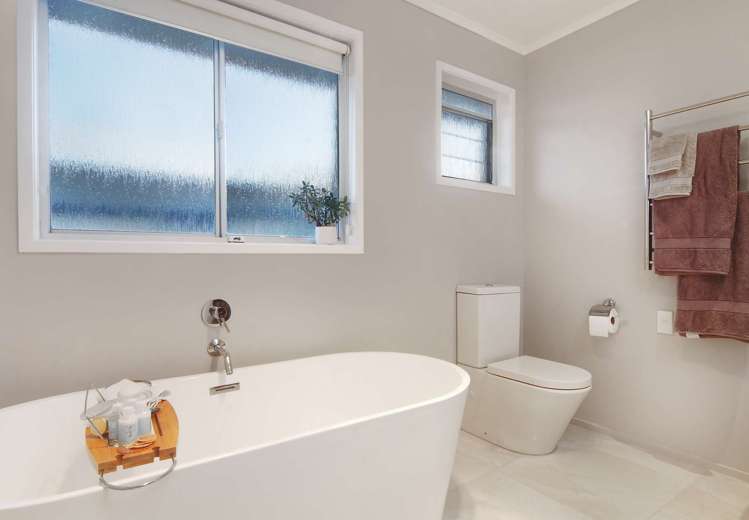 2/16 Walter Macdonald Street Howick_8