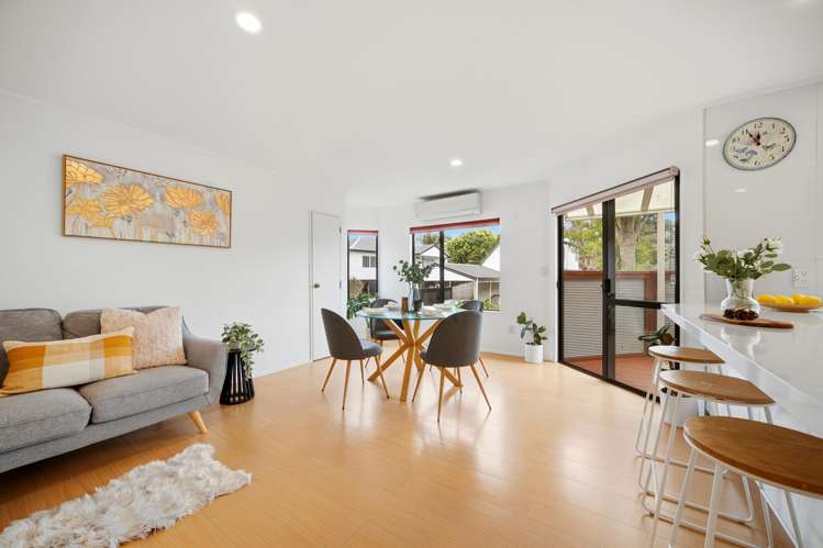 2/57 Howe Street Howick_11