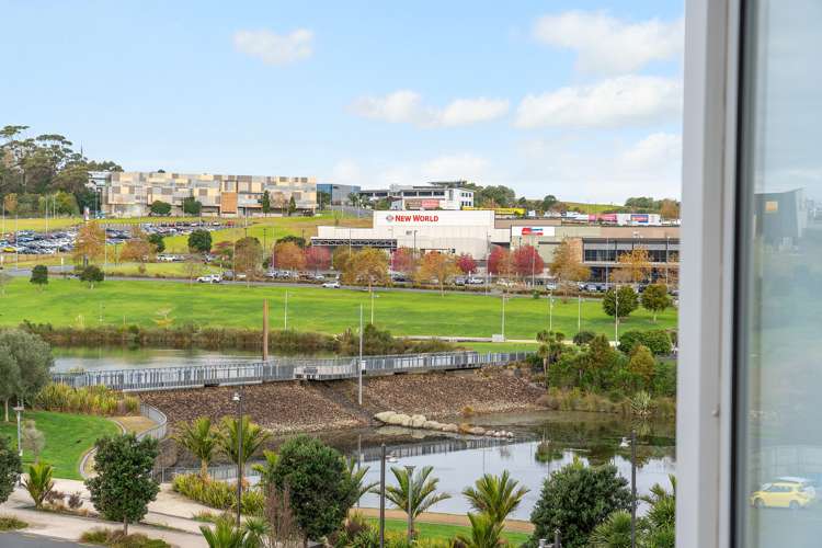 402/3 Rose Garden Lane Albany_12