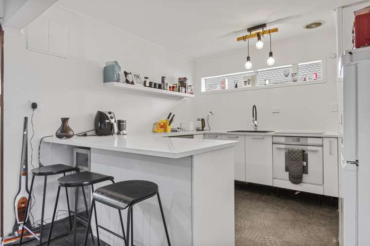 8 Boys Place Pakuranga Heights_15