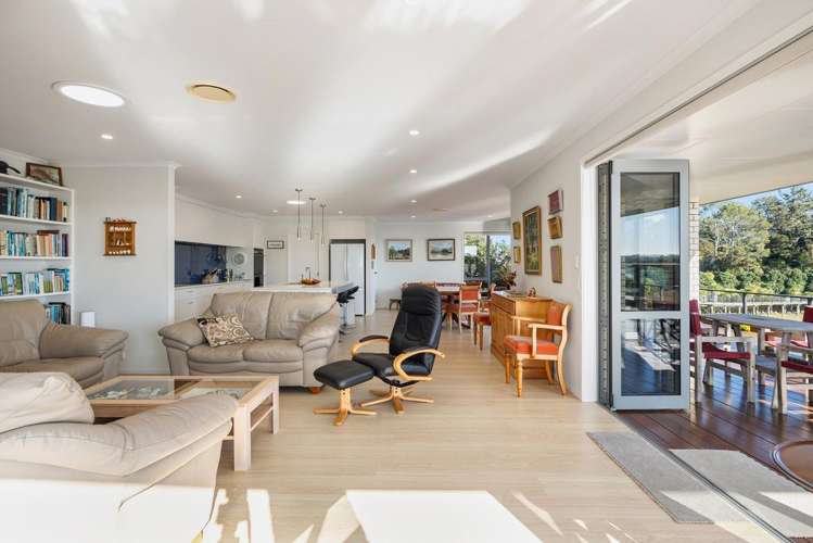 6 Lees Cove Karaka_10