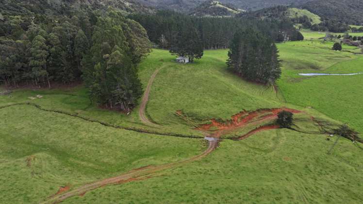 140 Kenana Road Mangonui Surrounds_14