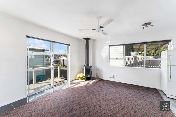 10 Leatham Crescent Opaheke_24