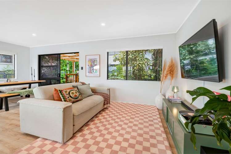 63B Albatross Road Red Beach_9