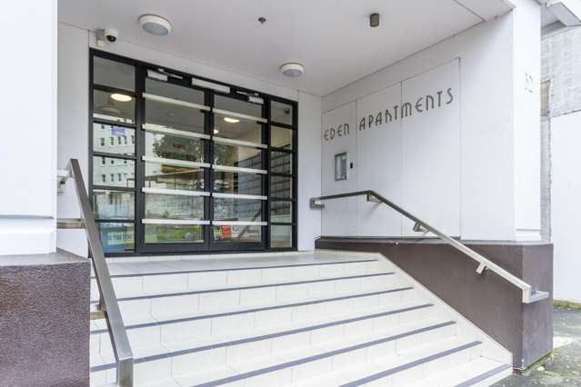 8A/32 Eden Crescent Auckland Central_1