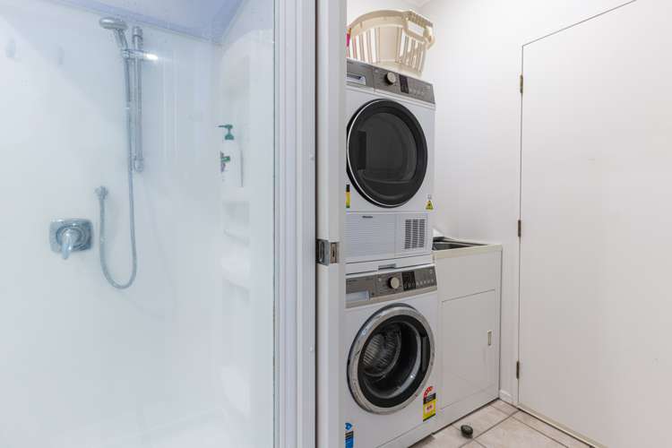 3f/6 Queen Street Palmerston North Central_12