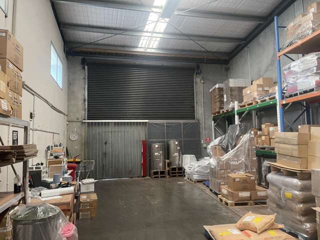 Consented food grade + chiller + warehouse