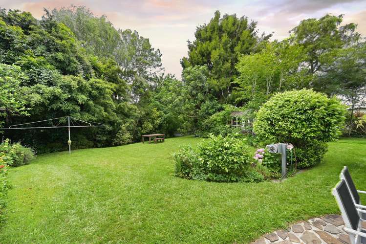 27 Greta Street Glenview_19