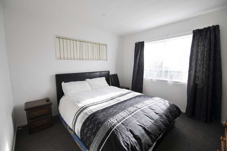 30 Sutton Avenue Clive_8