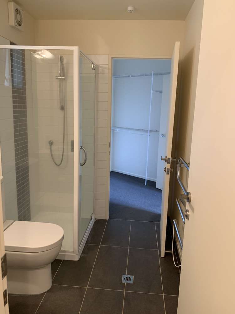 B304/525 East Coast Road Browns Bay_7