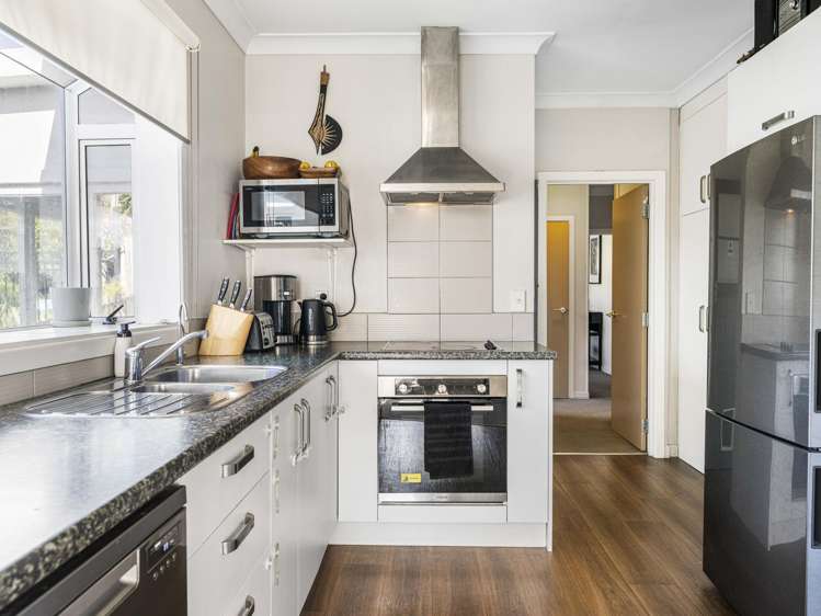 7 View Road Papakura_5