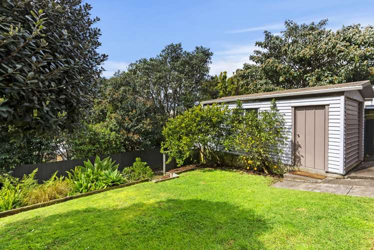 25 Crocombe Crescent Beach Haven_14