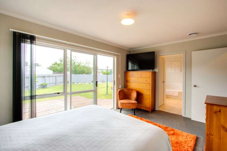 16a Addison Street Onekawa_11