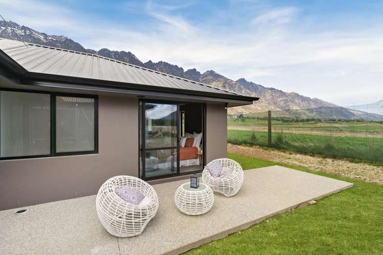 38 Perendale Road Jacks Point_15