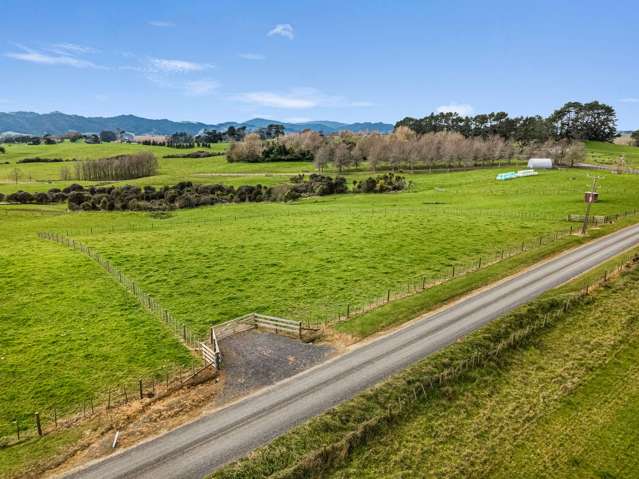 Private & Quiet Section With Views on .5ha