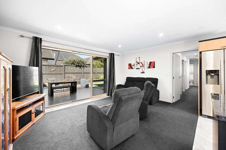 9 Waikaka Place Rototuna North_10