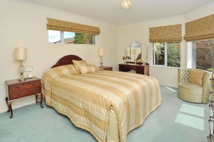 6 Kumai Place Sockburn_10