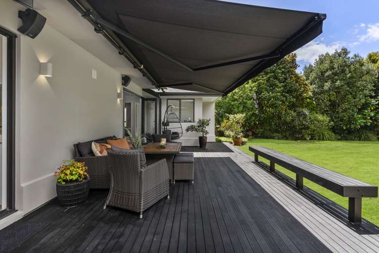 62 Shelter Drive Greenhithe_14