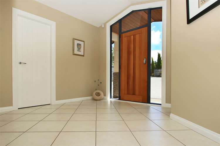 3 Endeavour Drive Whitby_8