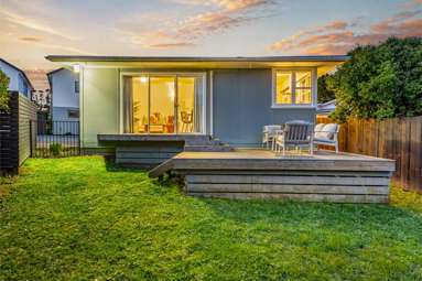 2/111 Hobsonville Road_1