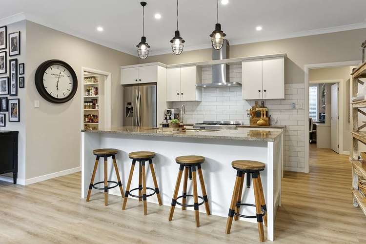 15 Colonial Drive Silverdale_9