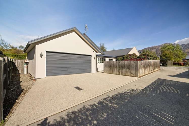 9 Innes Place Arrowtown_28