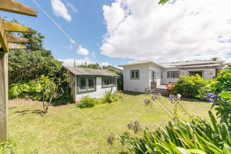141 Mount Smart Road Onehunga_8
