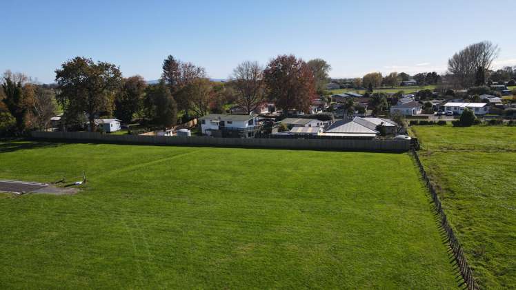 3 and 5 Barker Street Waihou_6