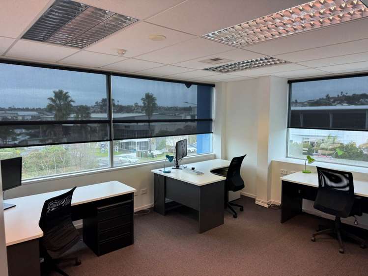 Unit A/14 Omega Street Rosedale_7