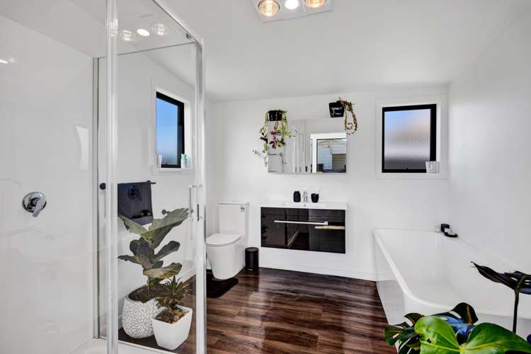 48 Camberwell Road Hawera_5