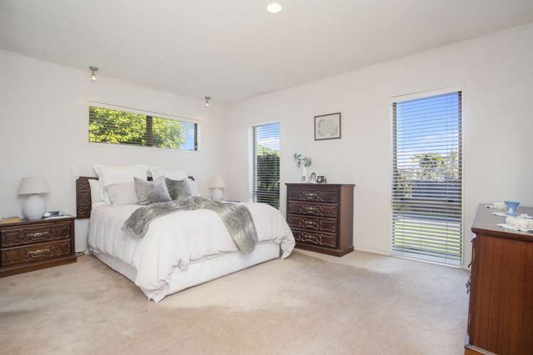 21a Bramley Drive Farm Cove_13